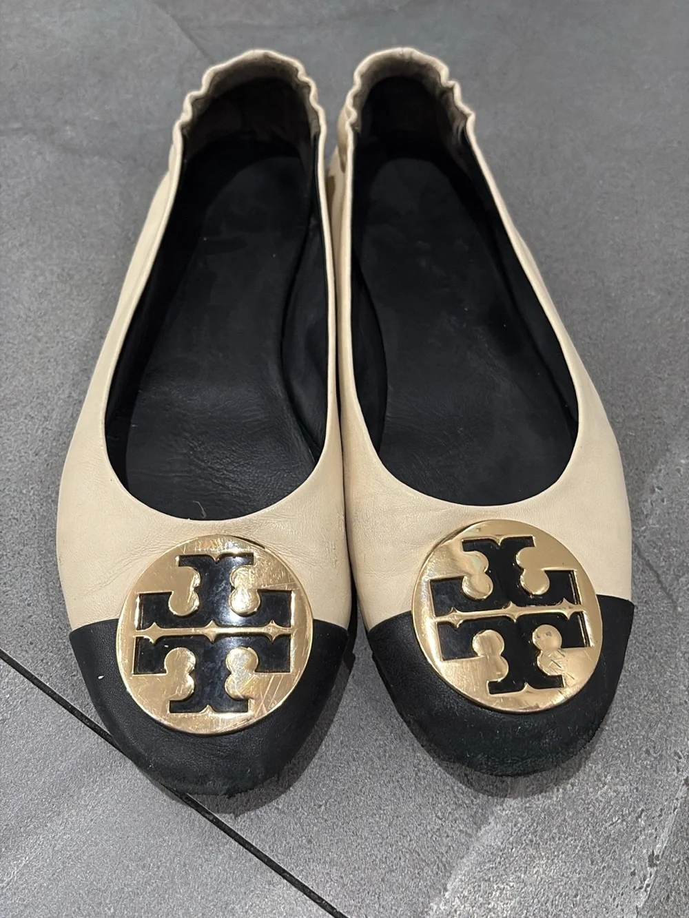 Tory Burch Two-Tone Cream and Black Leather Logo Ballet Flats